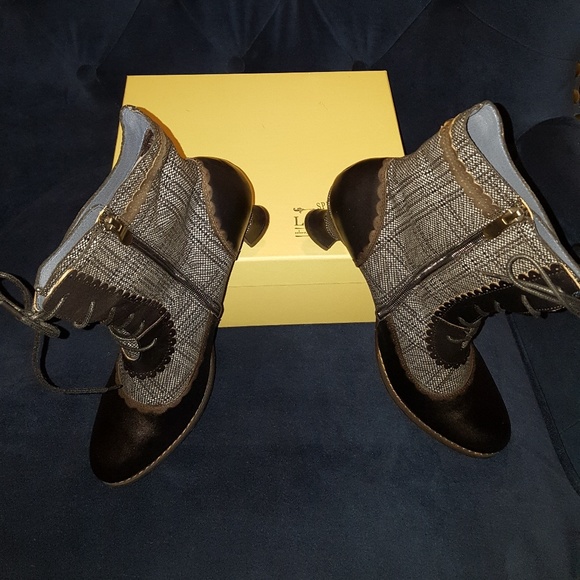 (SOLD) L'Artiste Bootie - Picture 7 of 8